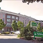 Courtyard By Marriott