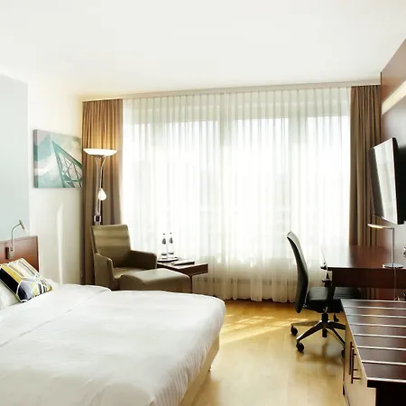 Hotel Courtyard By Marriott Dresde