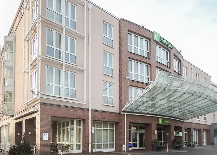 Courtyard By Marriott