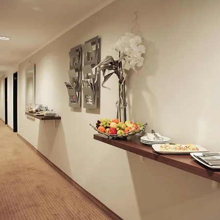 Courtyard By Marriott 4*