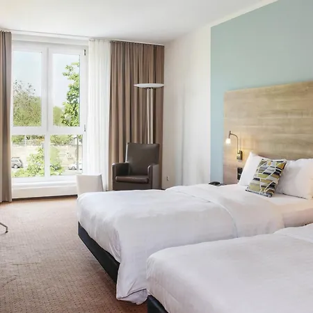 Courtyard By Marriott Hotel Dresden