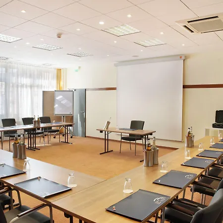 Ξενοδοχείο Courtyard By Marriott