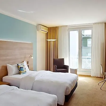Otel Courtyard By Marriott