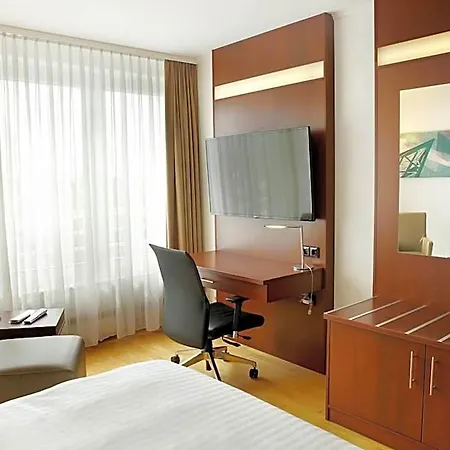 Courtyard By Marriott Dresden