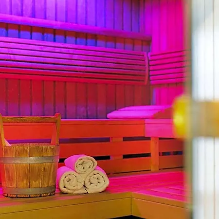 Otel Courtyard By Marriott Dresden