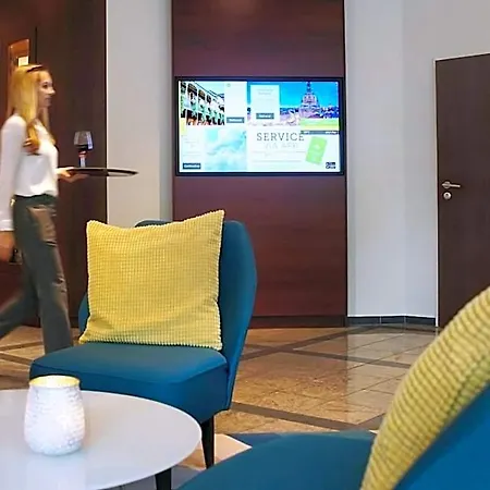 Courtyard By Marriott Otel 4*