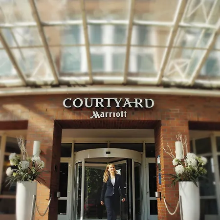 Courtyard By Marriott 4*