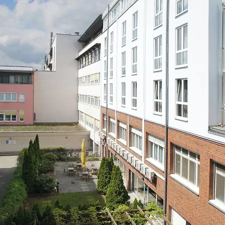 Courtyard By Marriott Ξενοδοχείο 4*