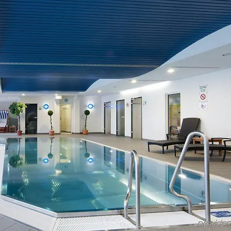 ホテル Courtyard By Marriott 4*