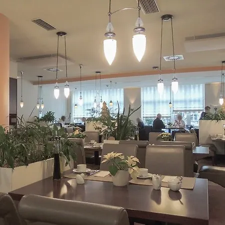 酒店 德累斯顿德勒斯登万怡酒店 4*