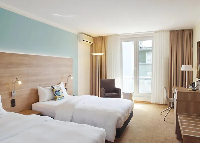 Courtyard By Marriott Hotel 4*