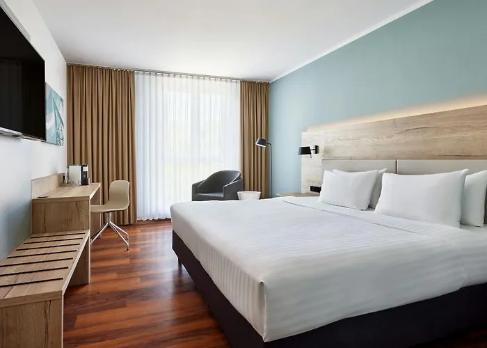 Courtyard By Marriott