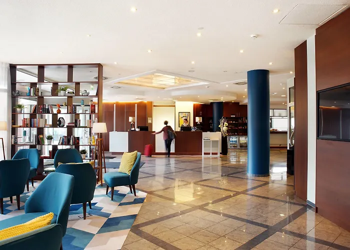 Courtyard By Marriott Hotel