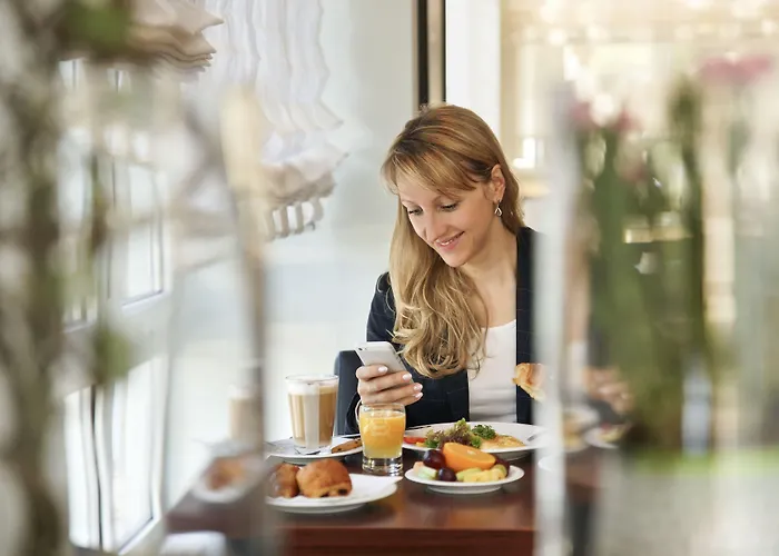 Courtyard By Marriott