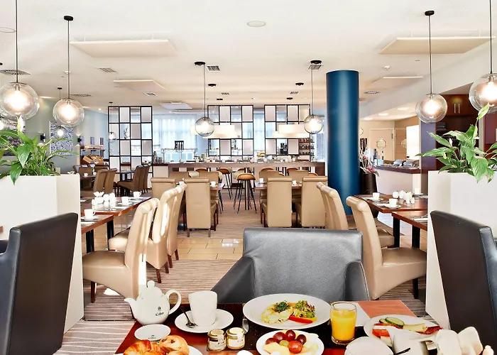 Courtyard By Marriott Hotel 4*