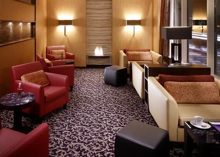 Courtyard By Marriott Hotel