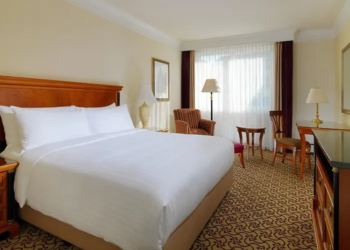 Courtyard By Marriott