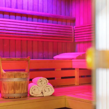 Hotel Courtyard By Marriott Dresden